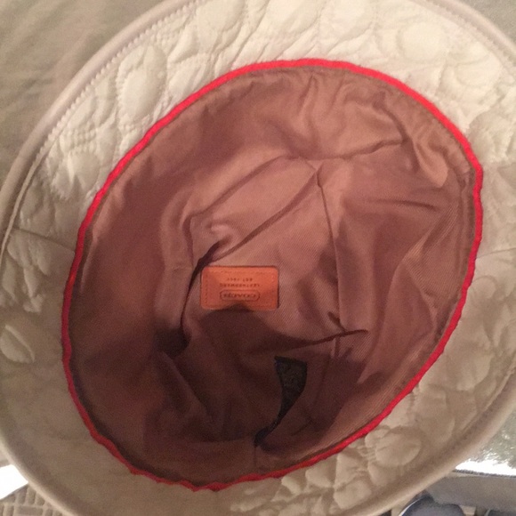 COACH Cream Quilted Logo Bucket Hat - Picture 4 of 4